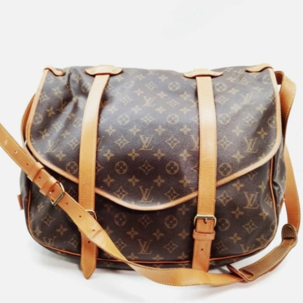 ⭐🔥AUTHENTIC🔥⭐Louis Vuitton Saumur 43 Crossbody - Picture 3 of 9